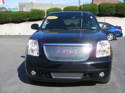 Onyx Black GMC Yukon Denali AWD.  Click to enlarge.