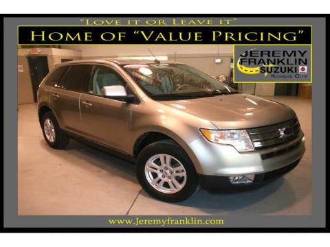 Vapor Silver Metallic Ford Edge SEL.  Click to enlarge.