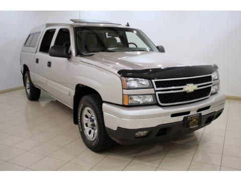 Silver Birch Metallic Chevrolet Silverado 1500 LT Crew Cab 4x4.  Click to enlarge.