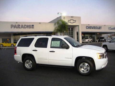 Summit White Chevrolet Tahoe LS.  Click to enlarge.