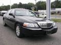 2009 Town Car Signature L #2