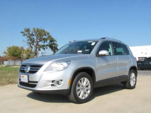 Reflex Silver Metallic Volkswagen Tiguan SE. Click to enlarge. Reflex Silver Metallic Volkswagen Tiguan SE. Click to enlarge.