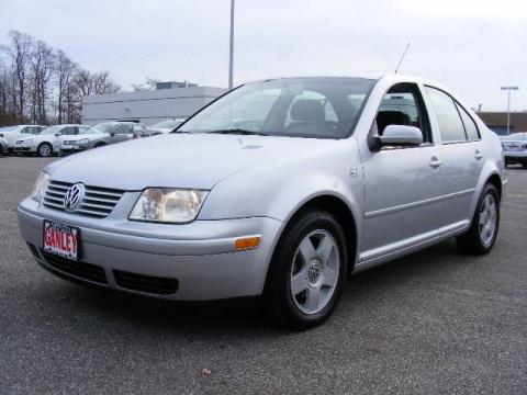 Reflex Silver Metallic Volkswagen Jetta GLS Sedan.  Click to enlarge.