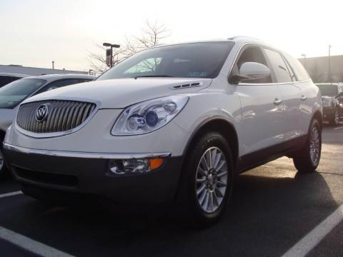 White Diamond Tri Coat Buick Enclave CXL AWD.  Click to enlarge.
