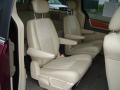 2008 Town & Country Limited #15