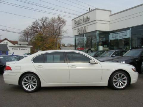 Alpine White BMW 7 Series 750Li Sedan.  Click to enlarge.