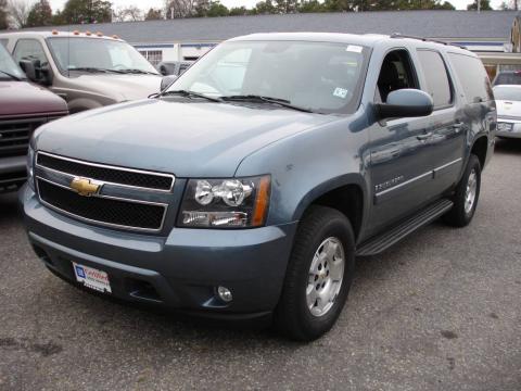 Blue Granite Metallic Chevrolet Suburban 1500 LT 4x4.  Click to enlarge.