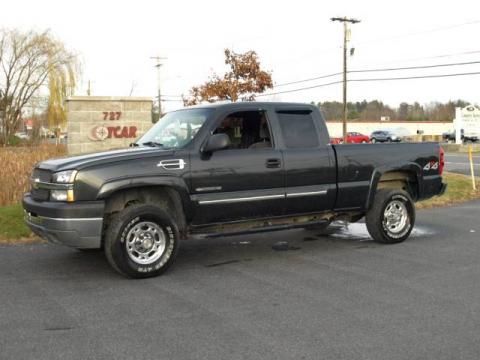 Dark Gray Metallic Chevrolet Silverado 2500HD LS Extended Cab 4x4.  Click to enlarge.