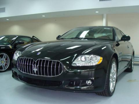 Verde Deep Emerald (Green) Maserati Quattroporte S.  Click to enlarge.