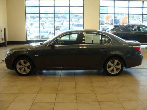 Platinum Grey Metallic BMW 5 Series 528xi Sedan.  Click to enlarge.