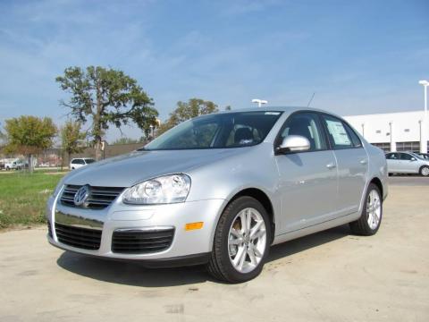Reflex Silver Metallic Volkswagen Jetta S Sedan. Click to enlarge. Reflex Silver Metallic Volkswagen Jetta S Sedan. Click to enlarge.
