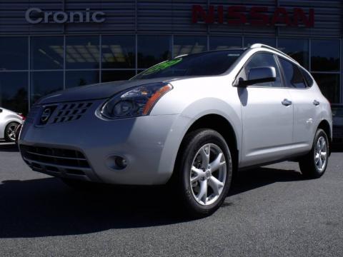 Silver Ice Nissan Rogue SL.  Click to enlarge.