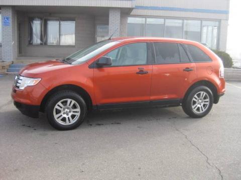 Blazing Copper Metallic Ford Edge SE.  Click to enlarge.