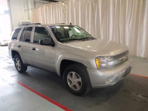 Silverstone Metallic Chevrolet TrailBlazer LS.  Click to enlarge.