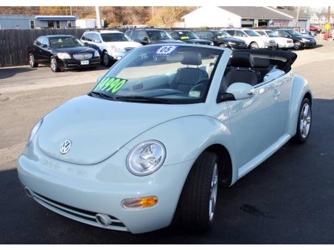 Aquarius Blue Volkswagen New Beetle GLS 1.8T Convertible.  Click to enlarge.