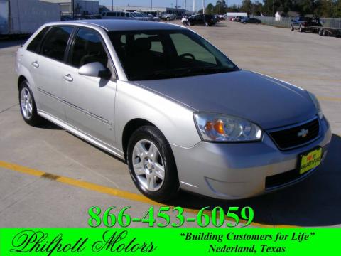 Silverstone Metallic Chevrolet Malibu Maxx LT Wagon.  Click to enlarge.