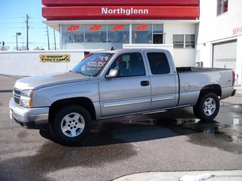 Silver Birch Metallic Chevrolet Silverado 1500 LT Extended Cab 4x4.  Click to enlarge.