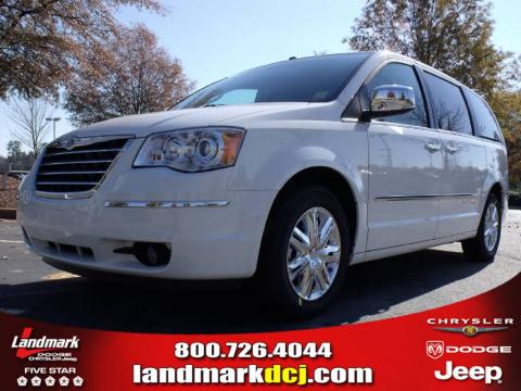 Stone White Chrysler Town & Country Limited.  Click to enlarge.