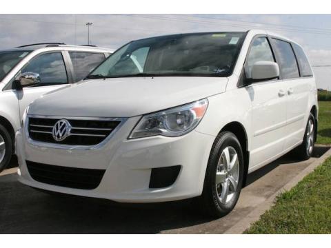 Calla Lilly White Volkswagen Routan SE.  Click to enlarge.