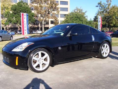Super Black Nissan 350Z Coupe.  Click to enlarge.