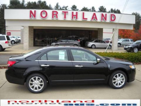 Tuxedo Black Metallic Lincoln MKZ FWD.  Click to enlarge.
