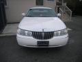 2000 Town Car Executive #1