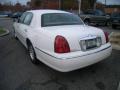 2000 Town Car Executive #4