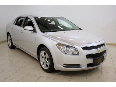 Silver Ice Metallic Chevrolet Malibu LT Sedan.  Click to enlarge.