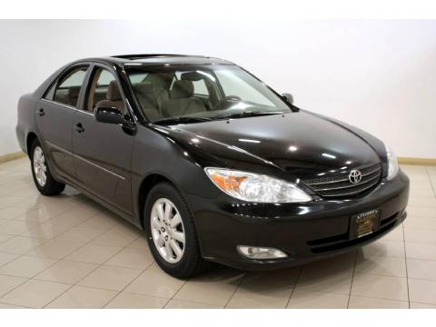 Black Toyota Camry XLE.  Click to enlarge.
