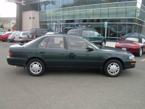 Dark Green Pearl Toyota Camry XLE V6 Sedan.  Click to enlarge.