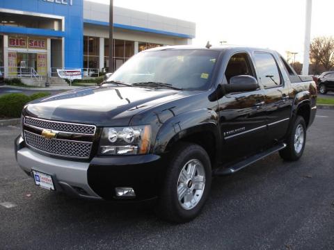 Black Chevrolet Avalanche LT 4x4.  Click to enlarge.