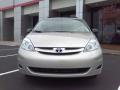 2010 Sienna LE #2