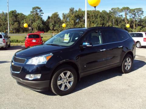 Dark Blue Metallic Chevrolet Traverse LT.  Click to enlarge.