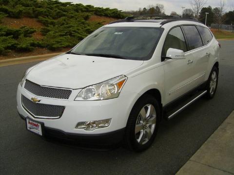 Summit White Chevrolet Traverse LTZ.  Click to enlarge.