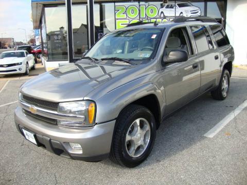 Graystone Metallic Chevrolet TrailBlazer EXT LS 4x4.  Click to enlarge.