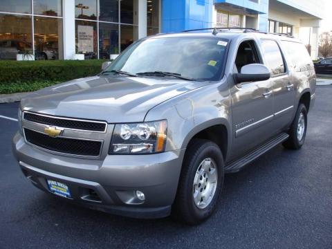 Greystone Metallic Chevrolet Suburban LT 4x4.  Click to enlarge.