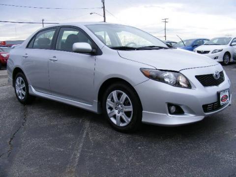 Classic Silver Metallic Toyota Corolla S.  Click to enlarge.
