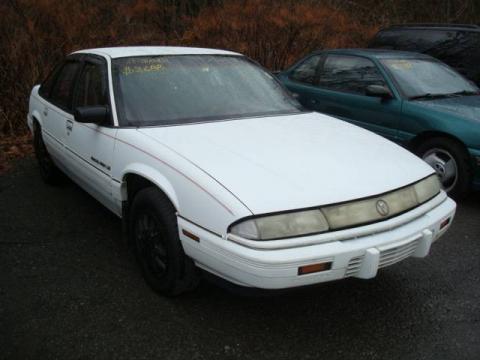Bright White Pontiac Grand Prix LE Sedan.  Click to enlarge.