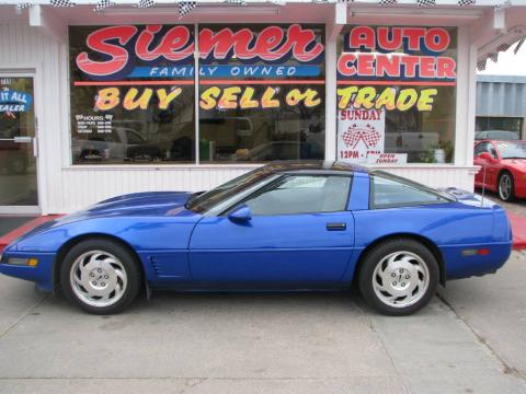 Admiral Blue (Dark Cloisonne) Metallic Chevrolet Corvette Coupe.  Click to enlarge.