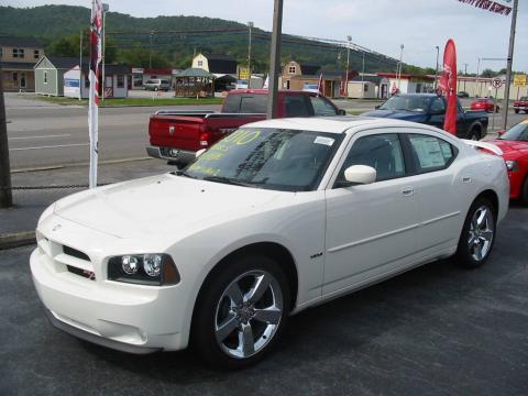Stone White Dodge Charger R/T.  Click to enlarge.