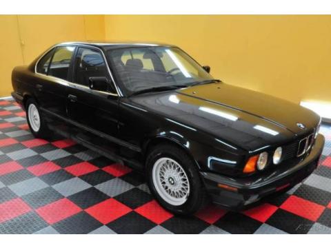 Black BMW 5 Series 535i Sedan.  Click to enlarge.