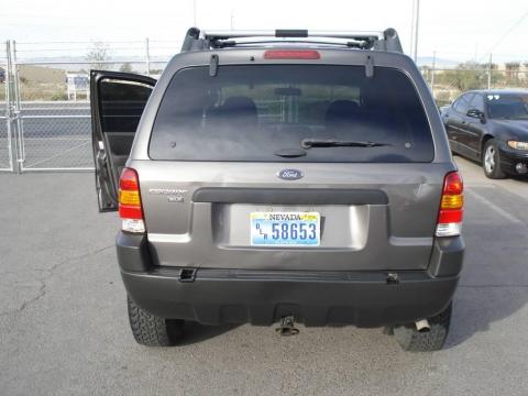 Dark Shadow Grey Metallic Ford Escape XLT V6 4WD.  Click to enlarge.