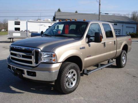 Arizona Beige Metallic Ford F350 Super Duty XLT Crew Cab 4x4.  Click to enlarge.