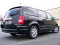 2010 Town & Country Limited #7
