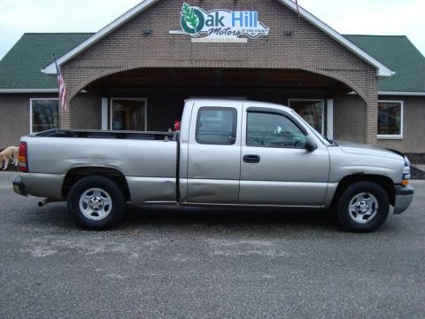 Light Pewter Metallic Chevrolet Silverado 1500 LS Extended Cab.  Click to enlarge.