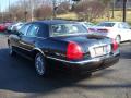 2009 Town Car Signature Limited #2