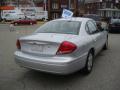 2007 Taurus SE #4