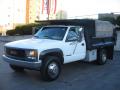 2000 Sierra 3500 SL Regular Cab Chassis Dump Truck #2