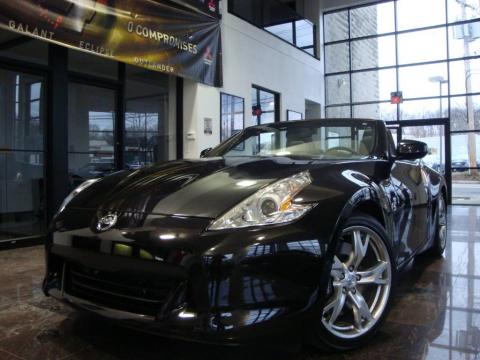 Magnetic Black Nissan 370Z Sport Touring Roadster.  Click to enlarge.
