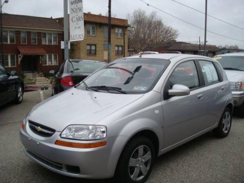 Cosmic Silver Metallic Chevrolet Aveo Aveo5 LS.  Click to enlarge.